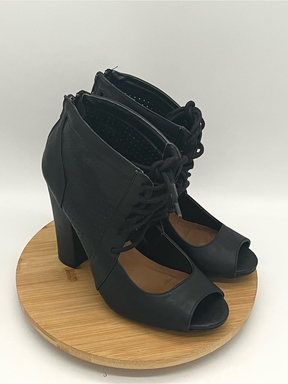 Charlotte Russe Black Peep Toe Lace Up Chunky Block Heel Ankle Booties Size 7